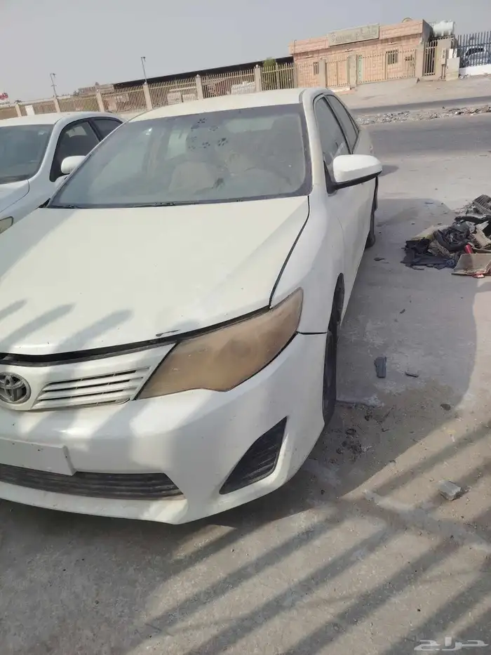 السلام عليكم ورحمة الله أعرض لكم سياره كامري 2012 تشليح قطع 2