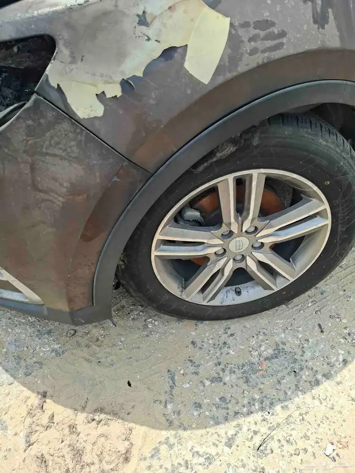 جلي امجراد دبل 2019 تشليح قطع غيار فقط السيارة منحرقة 4