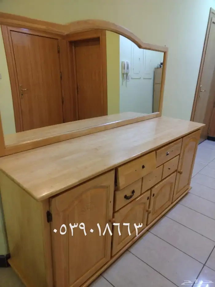 طاولات كنب رفوف شنطة سلات اكواب آلة فطائر 3