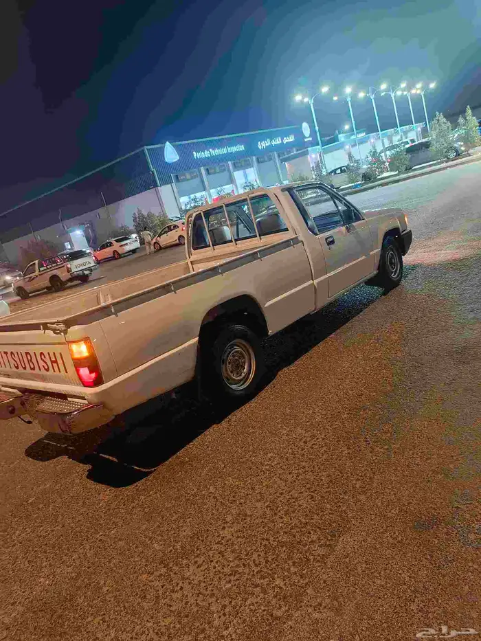 متسوبيشي موديل 94 مفحوص مجدد محركات كلها فل المكيف شغال بس ي 2