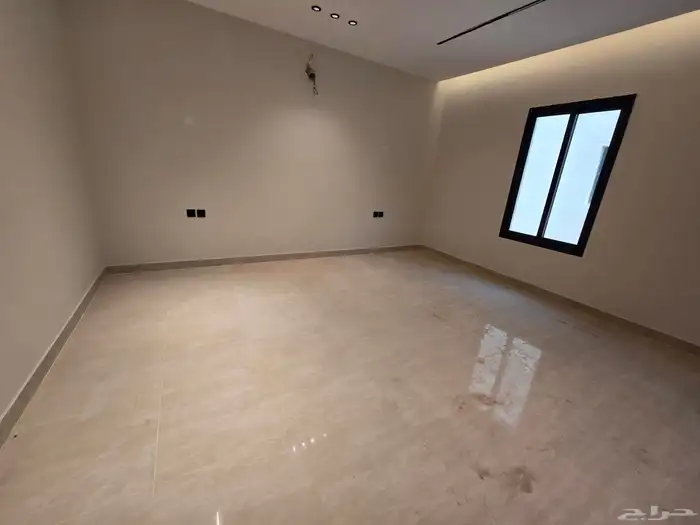 شقق للبيع حي الامواج 6 غرف ب 580 الف 17