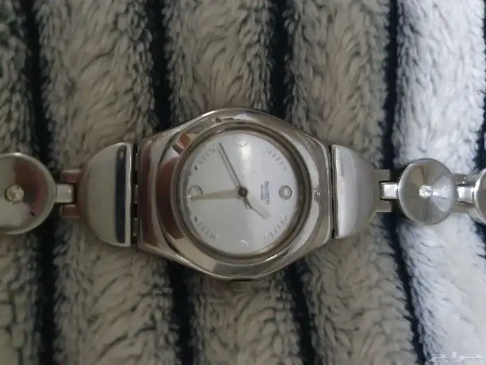 ساعات سواتش مميزه نسائي وولدي وبناتي 1