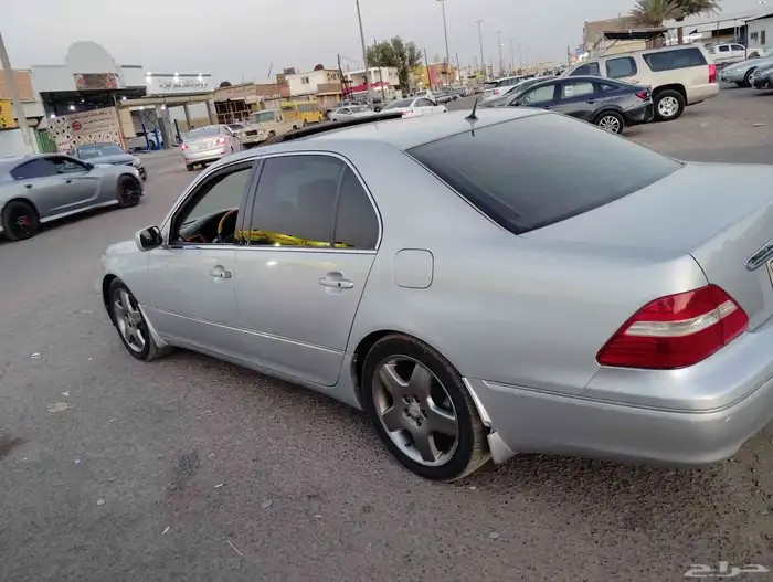للبيع لكزس 2005 430 8