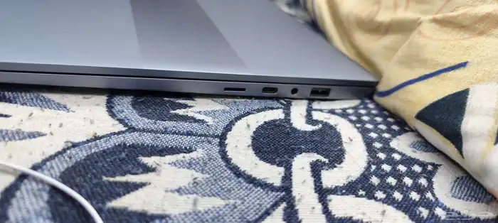 Infinix y1 plus core 7 8 512 2