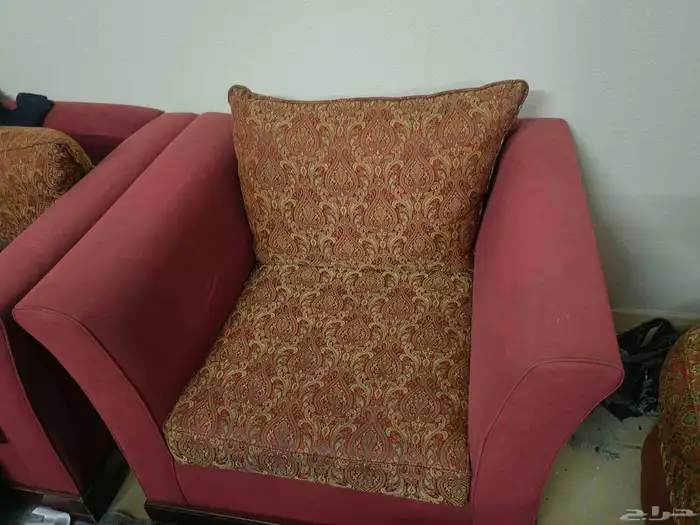 كنب للبيع كله ب 100 فقط نسبة لعدم الحوجة 3