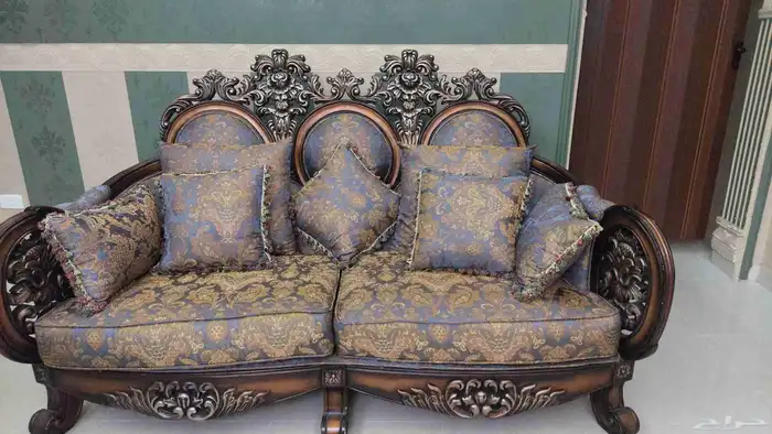 طقم كنب مكون من ثلاث قطع نفر ونفرين وثلاث 2