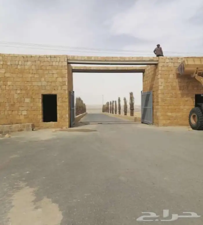 مقاول 4