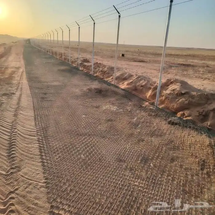 لدينا توريد وتركيب جميع انواع شبوك 1