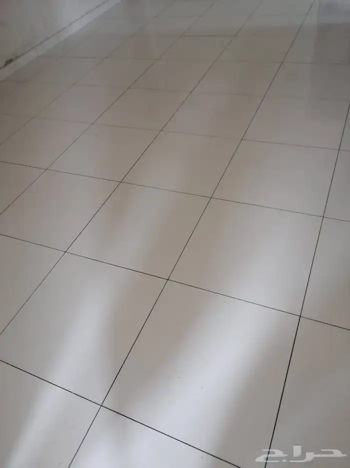 معلم بلاط درجه أولى 1