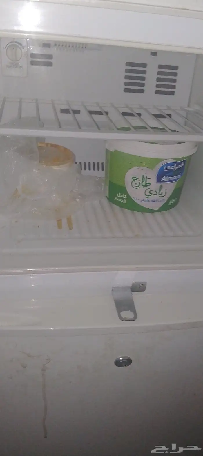 ثلاجه صغيرة تنفح الغرف وشاشات صغيره عاديه وثانيه سمارت 65 1