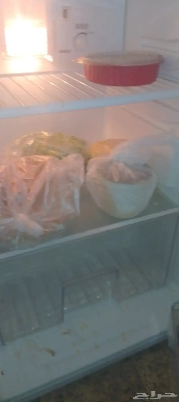 ثلاجه صغيرة تنفح الغرف وشاشات صغيره عاديه وثانيه سمارت 65 2