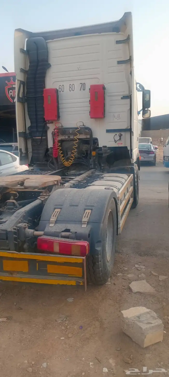 رأس فولفو موديل 2006 حجم FH440 2