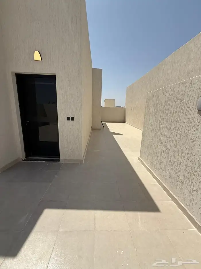 فيلا للبيع بمجلس خارجي 11