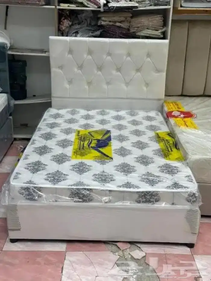 سرير نفر واحد سرير نفر نص سرير نفرين دولاب ملابس تسريحه كو م 4