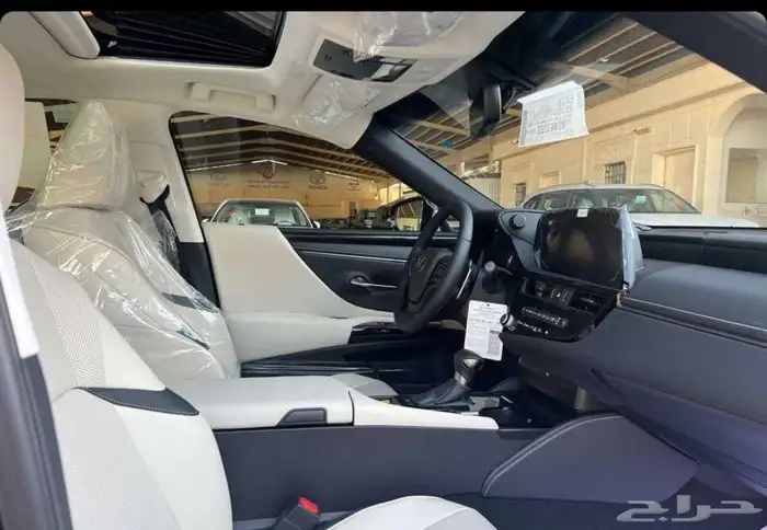 لكزس ES250AA موديل 2025 سعودي 3