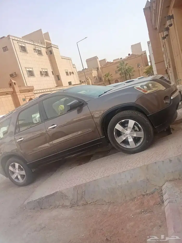 جمس أكاديا 2011 0