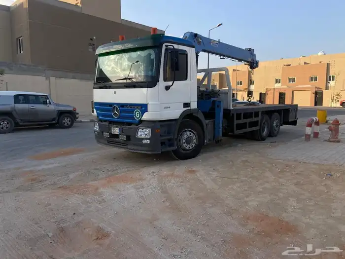 بوم تراك بجميع انواعها للايجار اليومي وشهري وكرينات 4