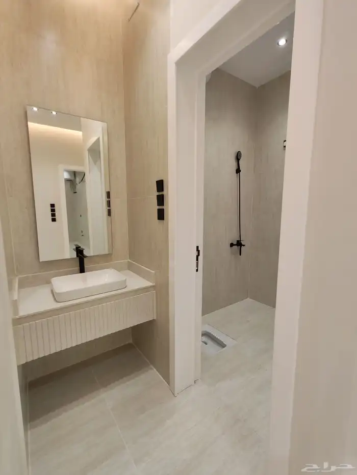 للبيع روف درج خارجي مع مشب احد رفيده بسعر 650 الف 12
