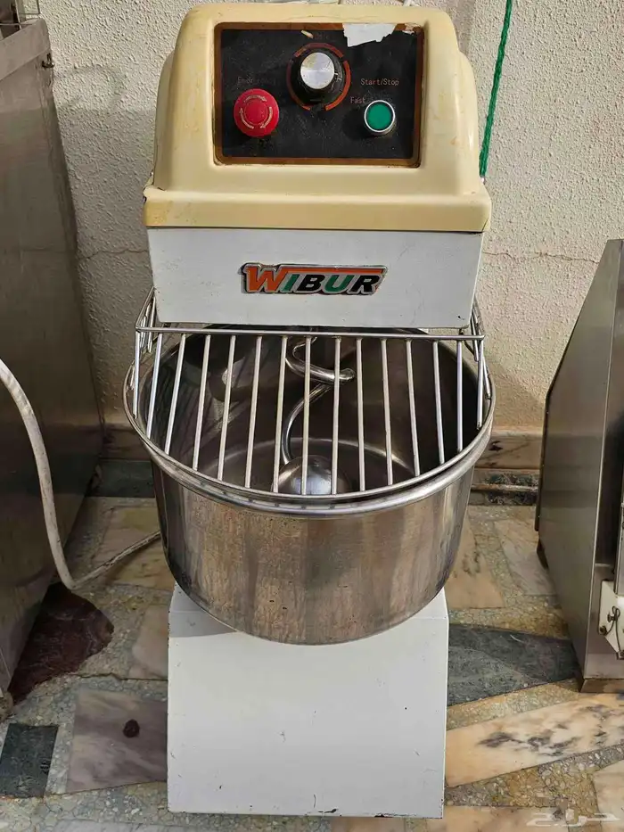 عجانه 5 كيلو بحاله ممتازه ب 1000 ريال تم البيع 0
