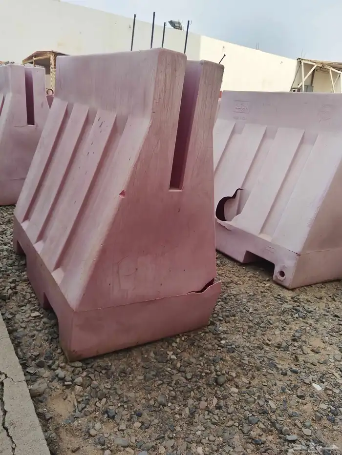للبيع حواجز بلاستيكية متنوعة 1