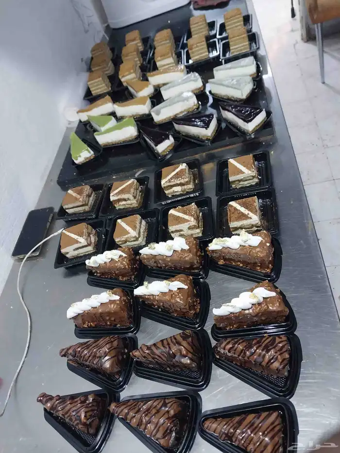 شيف حلويات غريبه ومخبوزات فرنسيه يبحث عن عمل مناسب في جده 12