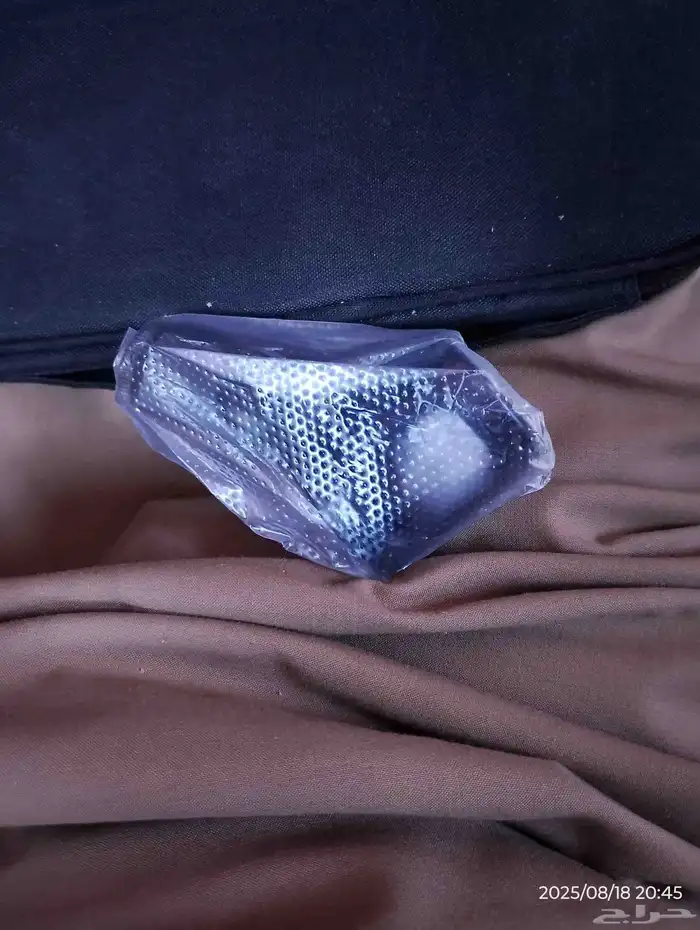 شنطه وغطاء حق المايك حق ستان وقلم وكل انواع الجهاز مشبوك على 3