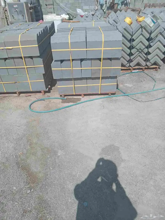 بطحاء اسمنت طوب عتب دفنيات طرطشا ترلات بطحاء رياض بطحاء اسمن 4