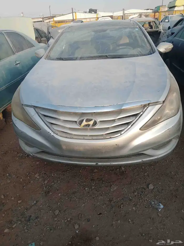 تشليح قطع غيار سونتا مديل 2012 8