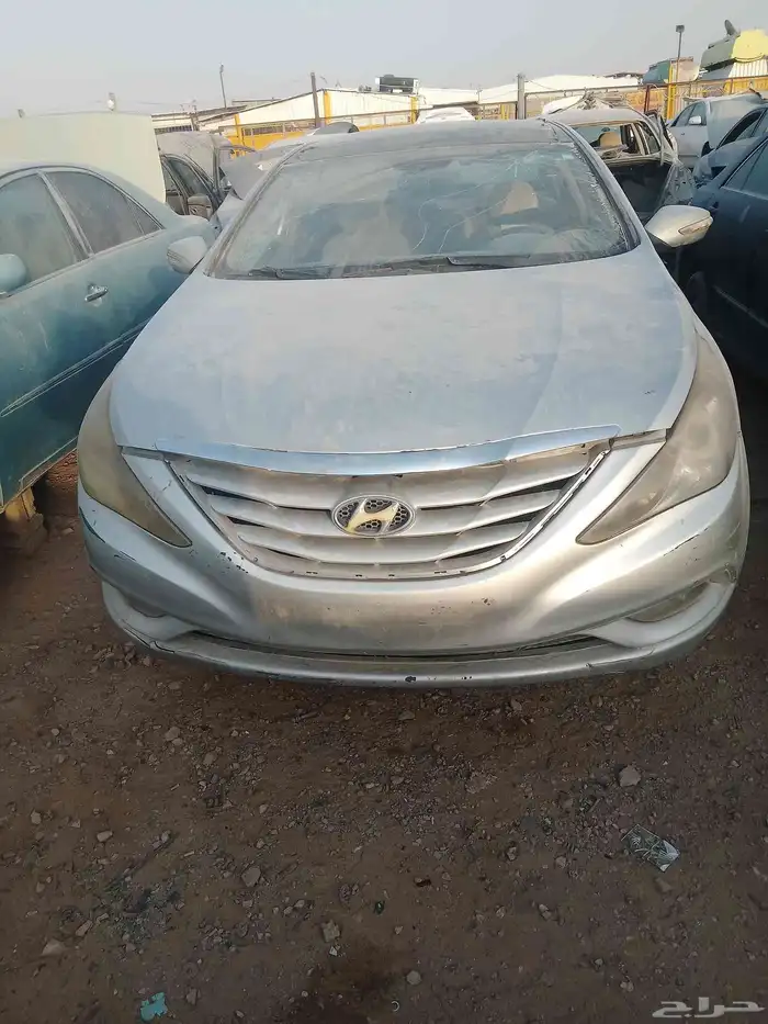 تشليح قطع غيار سونتا مديل 2012 7