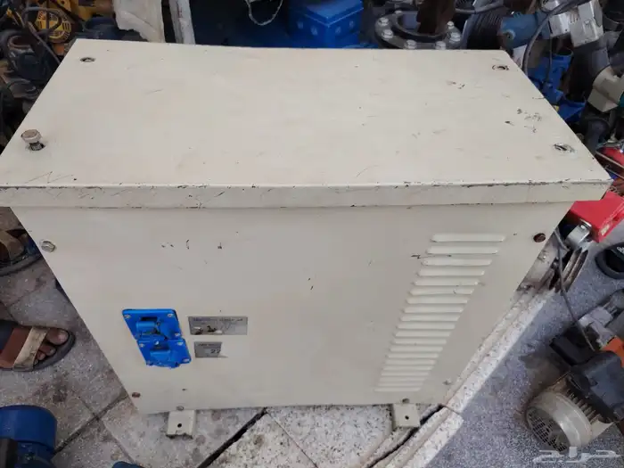 محول كهرباء 100k نحاس و 150k المنيوم اطالي 0