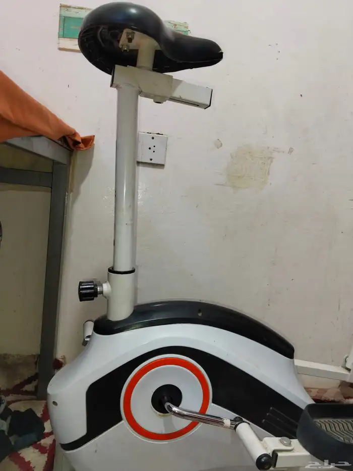 Cycling machine exercise bike in excellent condition no defe 4