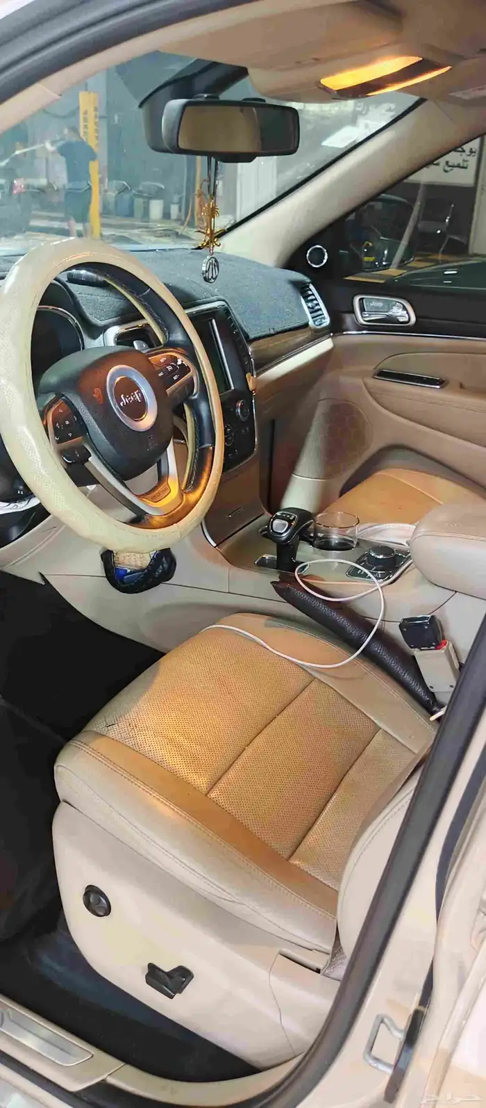 جيب جراند شيروكي 2015 لميتد 9