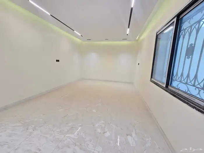 شقق دبلكسية أرضية بحي بدر ب 770 الف 4