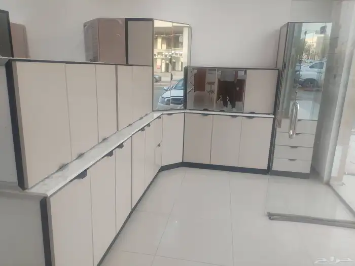 متوفر لدينا خدمة توصيل والتركب ويوجد لدينا جميع خدمات المطبخ 3