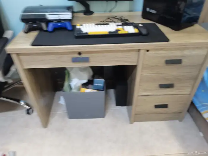 طاوله جديده استخدام اسبوع 1