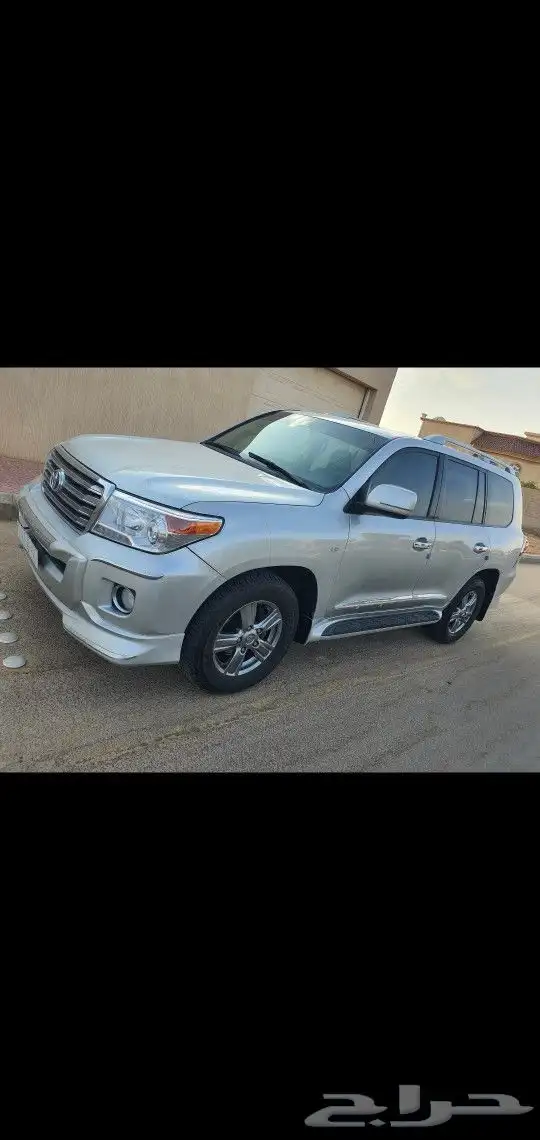 لاند كروزر جي اكس ار2009ماشي 300 الف 2