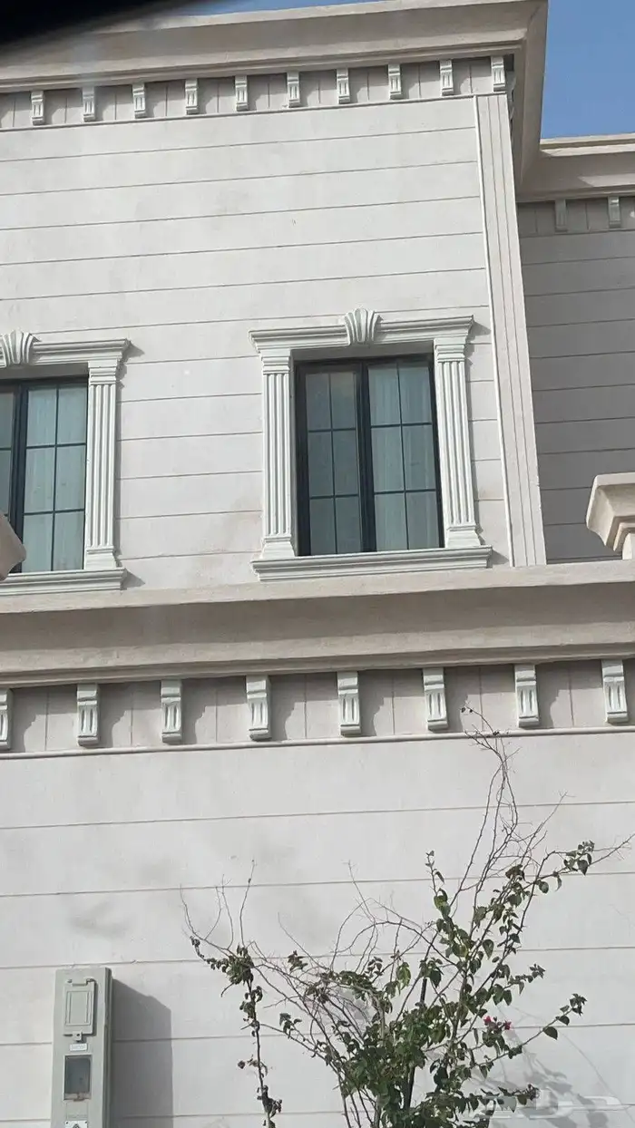 جي ارسي خارجي وديكورات داخليه 0