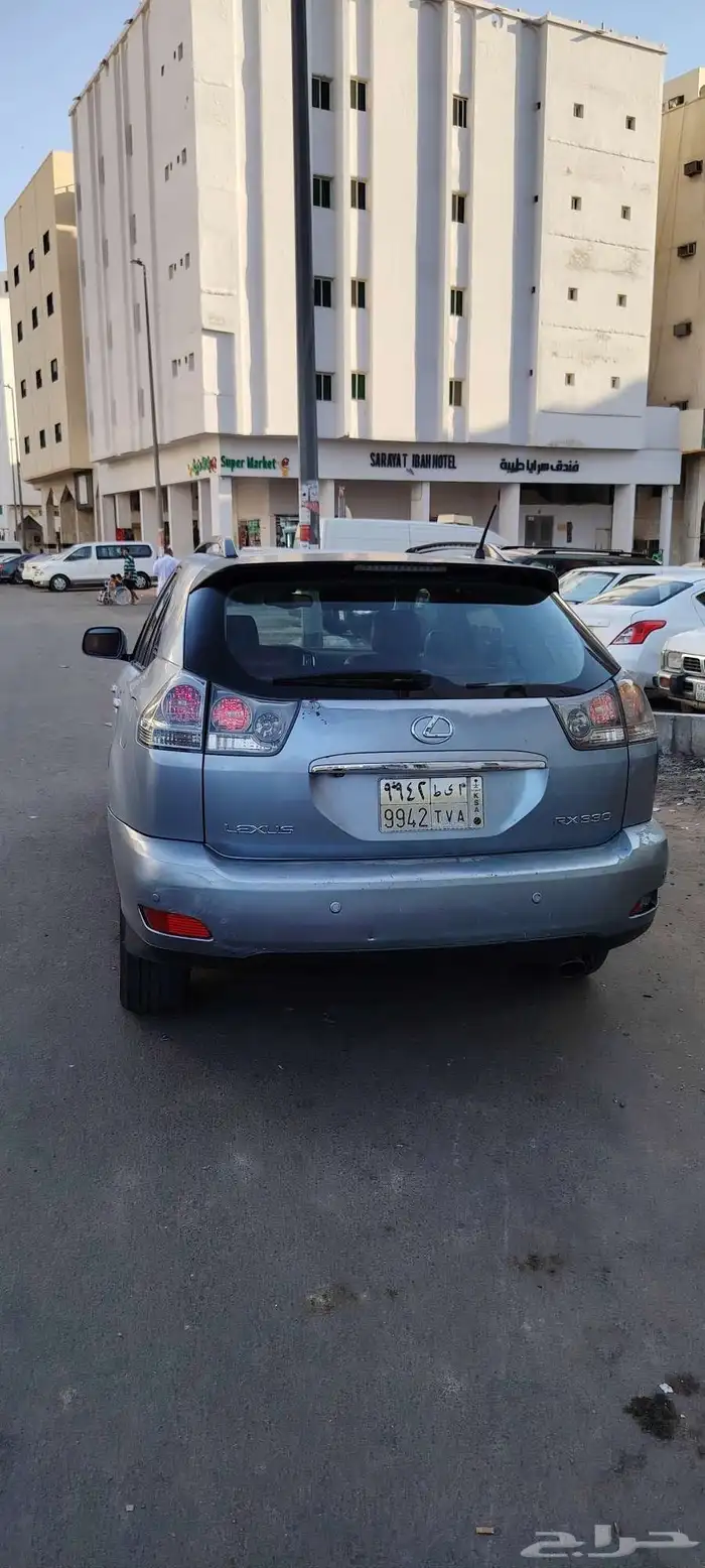 جيب لكزس ار اكس 330 موديل 2005 7