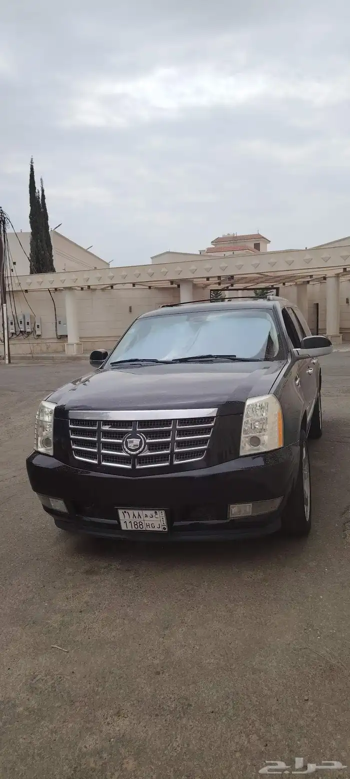 كاديلاك اسكاليد 8