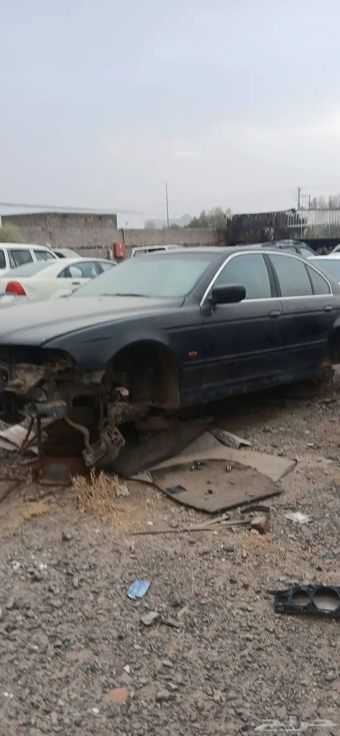 مؤسسة سمير الحازمي نوفر قطع غيار BMWe39 ومرسيدس w220 4