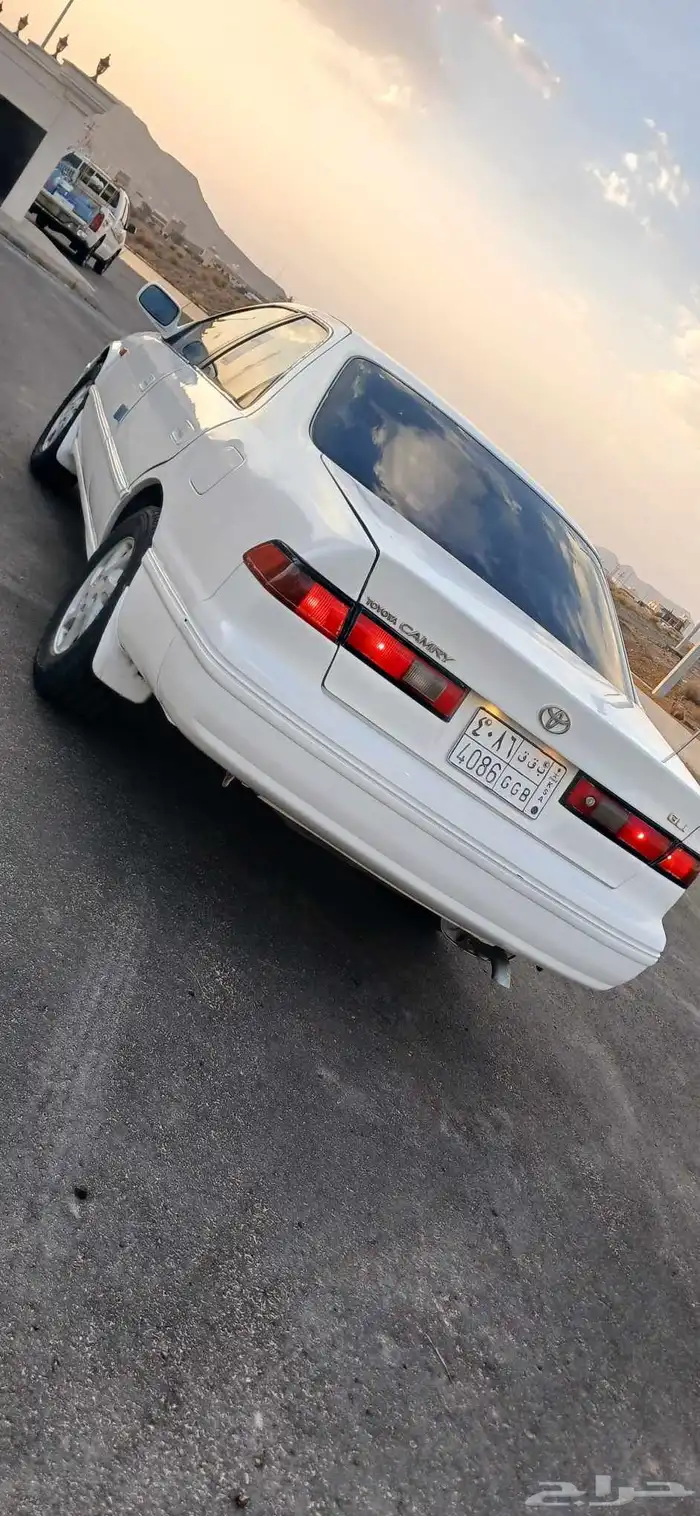 للبيع كامري 1999 1