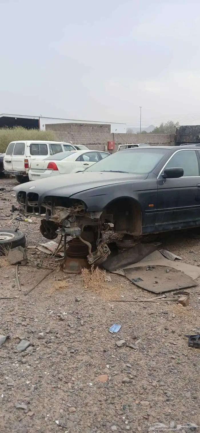 مؤسسة سمير الحازمي نوفر قطع غيار BMWe39 ومرسيدس w220 2