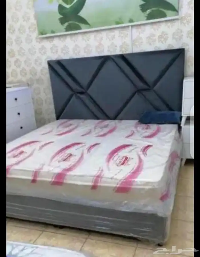 سرير مرتبه دولتب غرفه نوم حسب الطلب 8