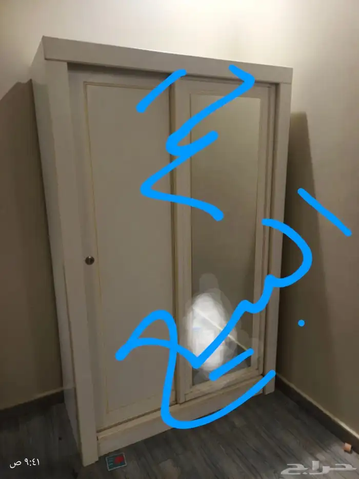 تم البيع. دولاب درفتين 1 تعليق 1 رفوف مستعمل للبيع 0