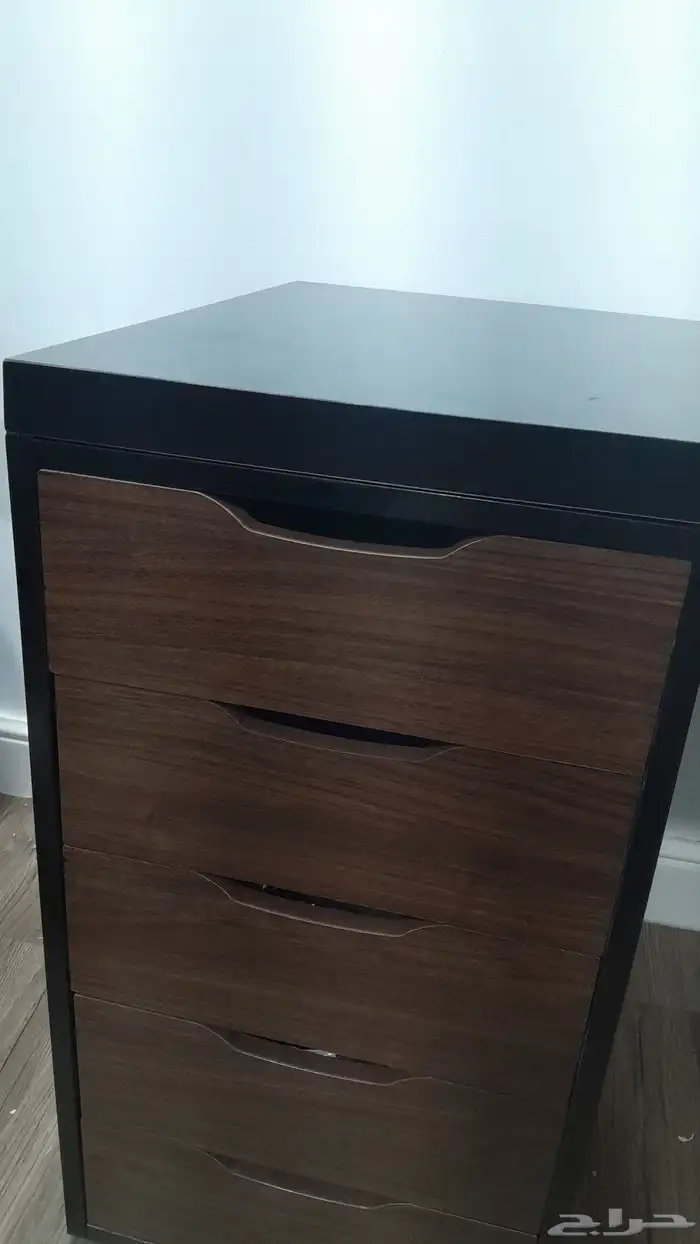 نجار فك ابواب وتصليح ودواليب وصيانه اثاث 1