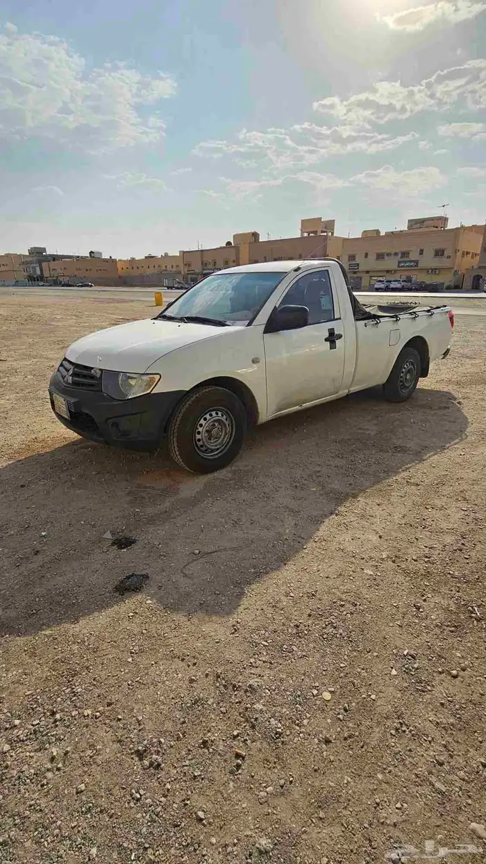 متسوبيشي L200 مديل2015 نظيف (ديزل) 0