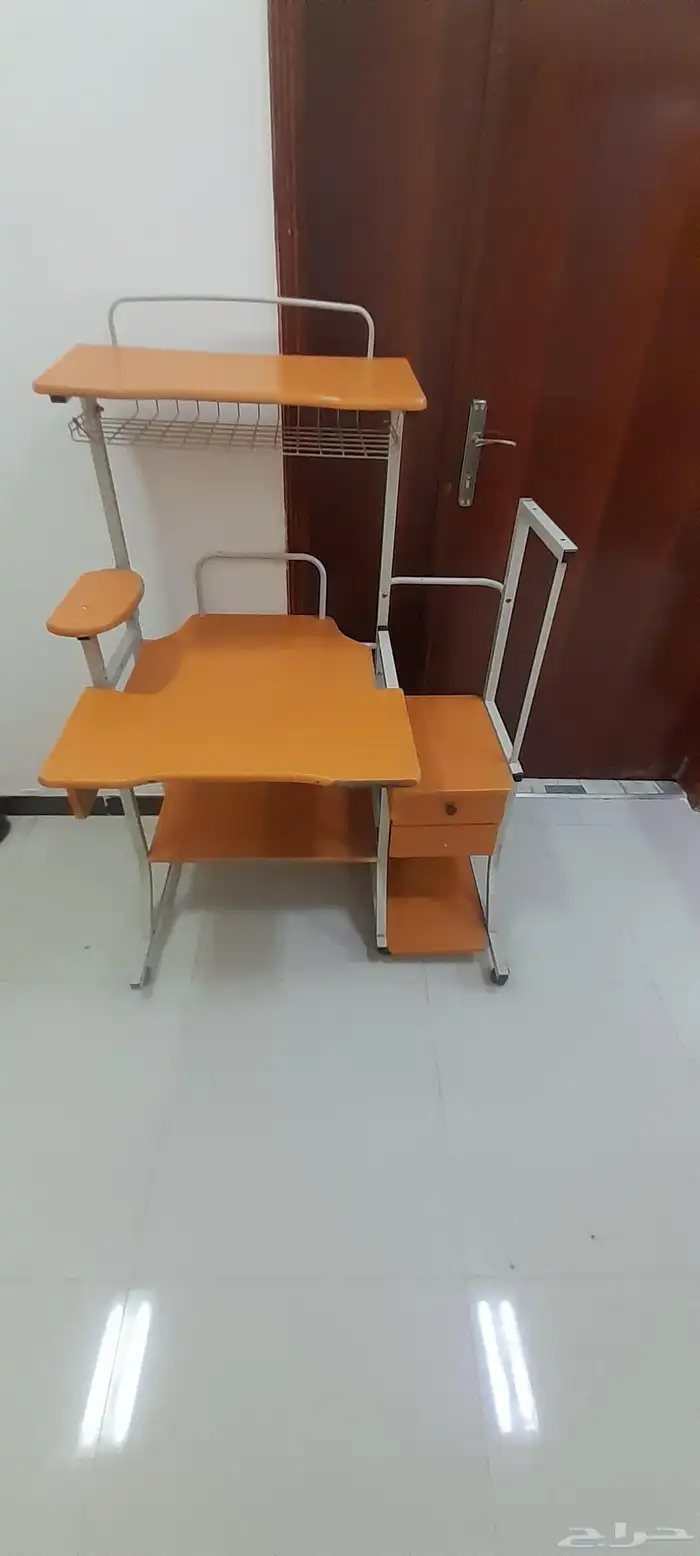 مكتب للبيع 2