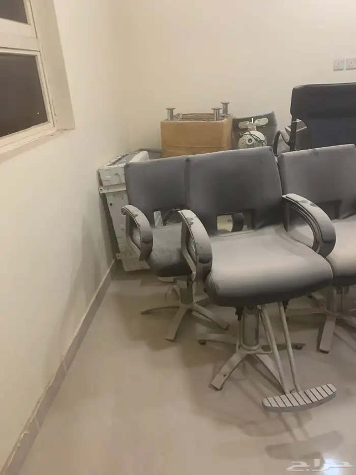 أغراض مشغل كراسي مكيفات طاولات أجهزة طفايات 0