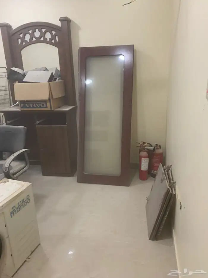 أغراض مشغل كراسي مكيفات طاولات أجهزة طفايات 2