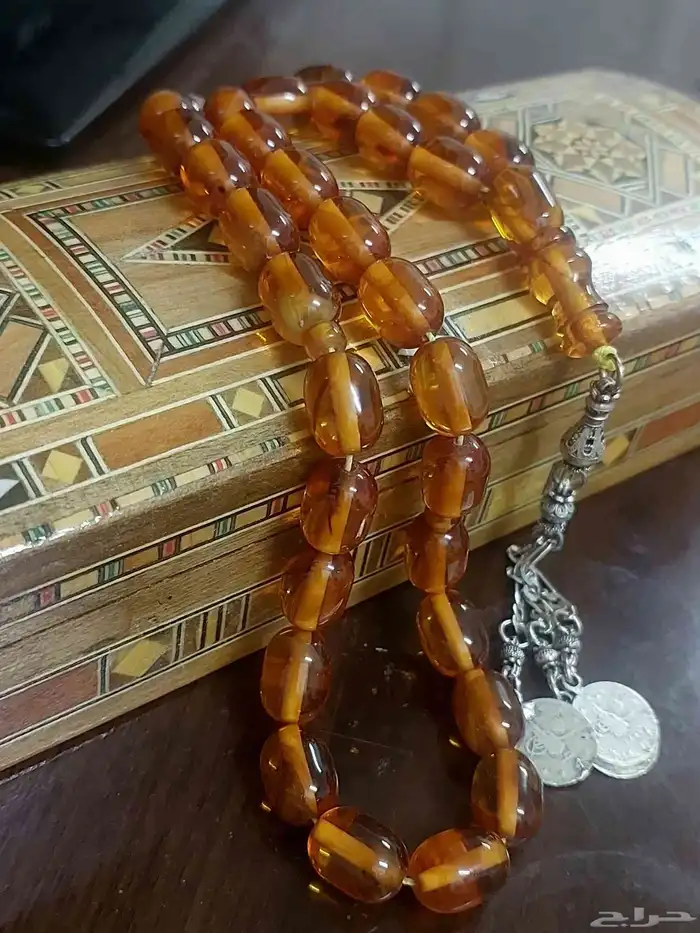 تخفيضات على سبح الفاتوران بمناسبة اليوم الوطني 33